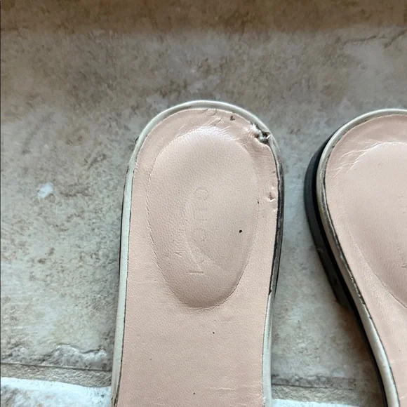 Gucci Women's Off-White Slide Sandals Sz 36 - Picture 2 of 9